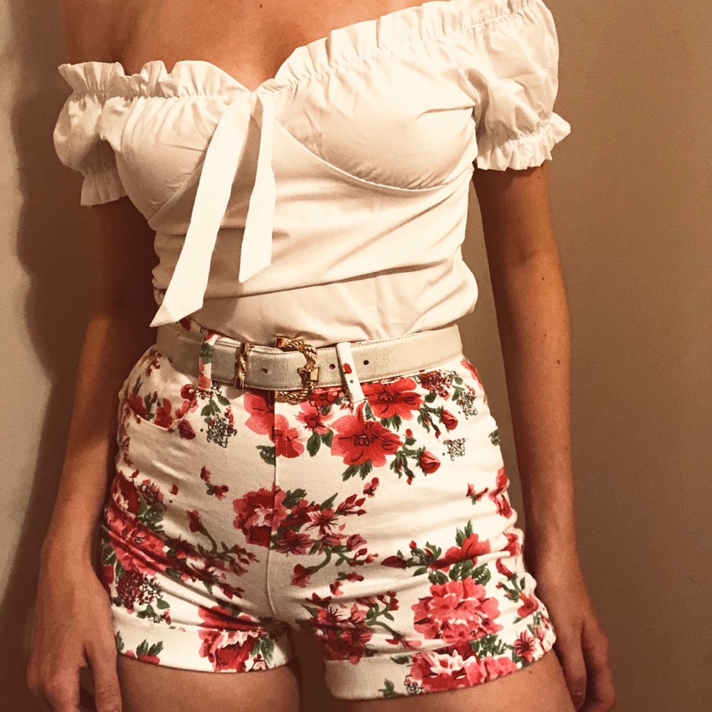 🌿🌷vintage floral shorts🌷🌿